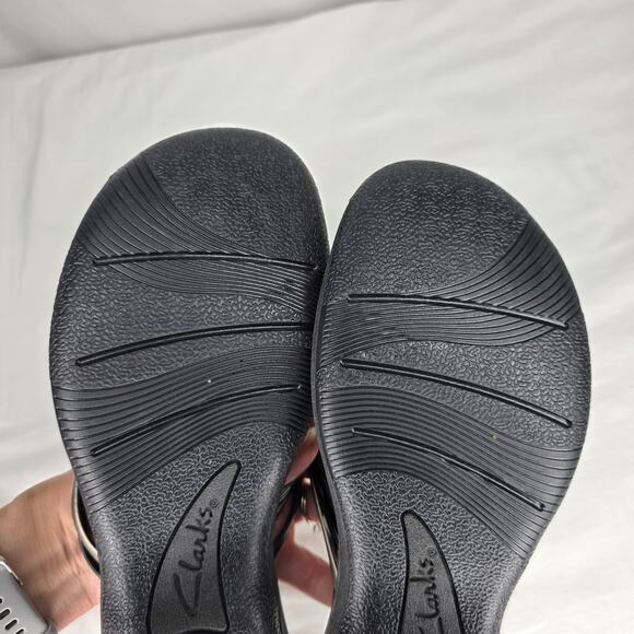 Clarks Cloudstepper Black & Pewter Slip On Strappy Braided Women's Summer Sandal - Picture 11 of 11